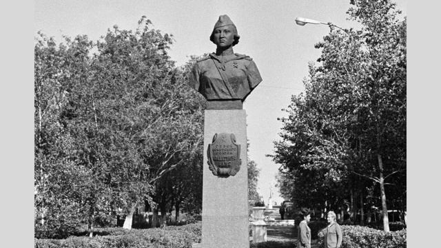 Әлия Молдағұлова "Алла рақымына бөлесін" - Қазақтың қасқыр қызы смотреть онлайн