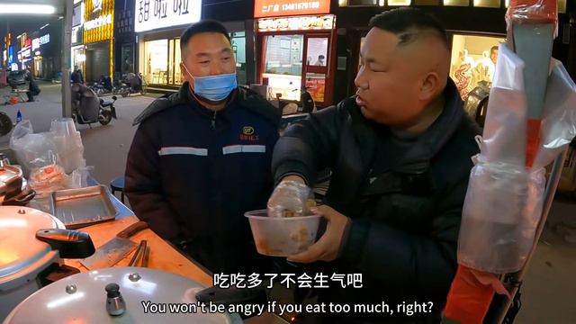 100块钱在濮阳包个卤猪蹄摊，当成自助随便吃，小勇能回本吗 смотреть онлайн