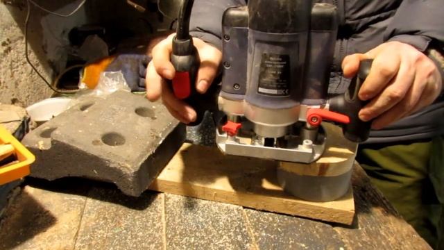 Круглая заготовка с помощью фрезера и лобзика. смотреть онлайн