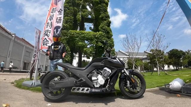 Benda LFC700 (English) Review