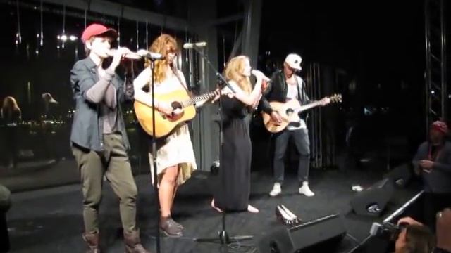 ESCKAZ live in Malmö:Emmelie De Forest, Denmark, singing Only teardrops смотреть онлайн