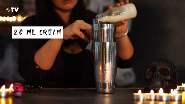 Halloween drink idea: 666 Harvest made with Vanilla Syrup смотреть онлайн