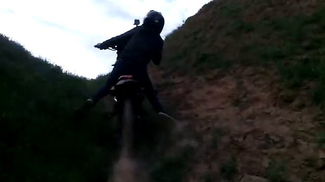 Лифан 200 LF-200 кросс ,подъём в гору смотреть онлайн