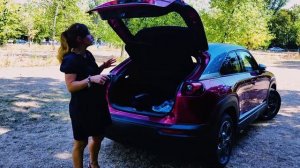 Mazda MX-30: Компактный электрический кроссовер 2022. Обзор, характеристики, впечатления.