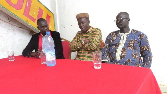 SOMA GOUANDJAN MASSA TRAORE DANS SA DEMONSTRATION AVEC FAMORO DIARRA PARTIE 2 par BEN BD PROD смотреть онлайн