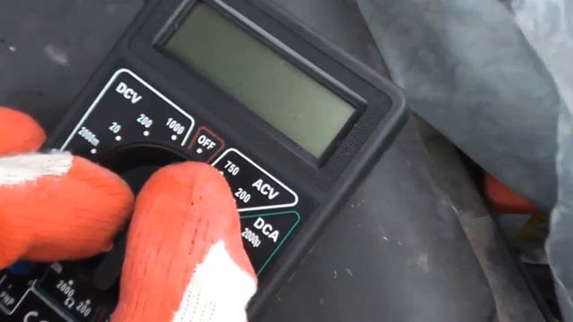 КАК ПРОВЕРИТЬ НАПРЯЖЕНИЕ ГЕНЕРАТОРА,АККУМУЛЯТОРА,ВАЗ ВИДЕО УРОК ДЛЯ ЧАЙНИКОВ смотреть онлайн
