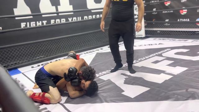 Любительский бой на уровне профессионалов,Memmedov Predator Rufet.#mmatraining #ufc #2022 смотреть онлайн