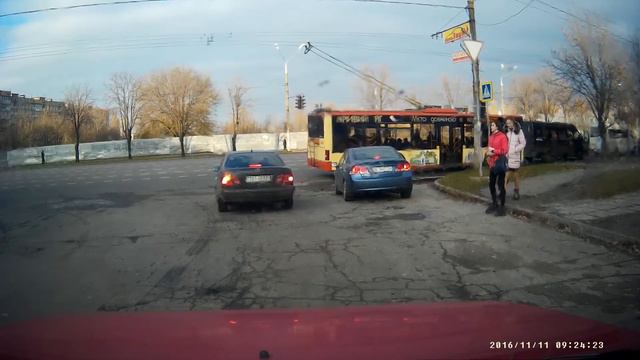 Проезд перекрёстков по криворожски смотреть онлайн