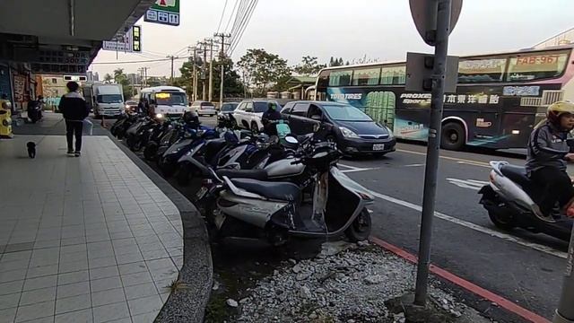 20231208 國光客運1820 新竹客運5630 交會 MOV 0636 смотреть онлайн