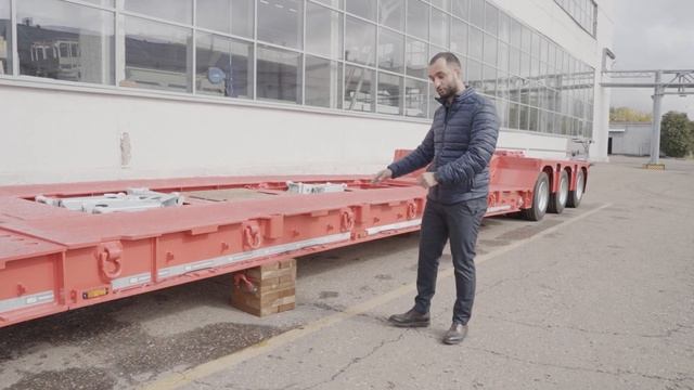 Полуприцеп с отстегивающимся гусаком и раздвижной платформой. Грузоподъемность 45 тонн смотреть онлайн