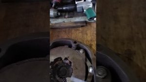 заклинивания тормозов МТЗ рассмотрим эту конструкцию