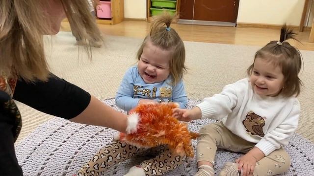 Цвет - КОРИЧНЕВЫЙ. Развивающее занятие для детей 1-2 лет смотреть онлайн