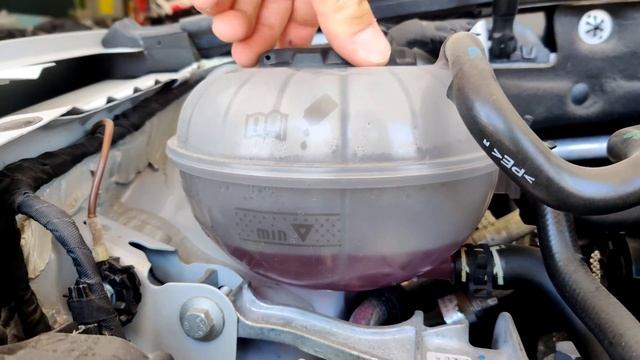 2021 GTI "low" coolant смотреть онлайн