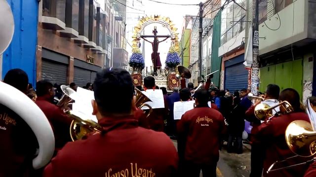 Reyna de la paz universal. Agrupación Musical Alfonso Ugarte смотреть онлайн