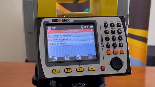 Replanteo de puntos Estación Total Geomax Zoom 40 смотреть онлайн