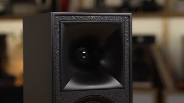 Klipsch The Fives powered speaker system | Crutchfield