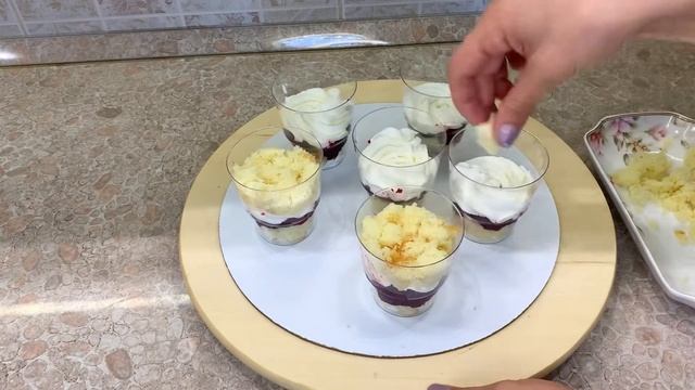 ДЕСЕРТ В СТАКАНЧИКЕ ??КАК СОБРАТЬ ТРАЙФЛЫ? смотреть онлайн