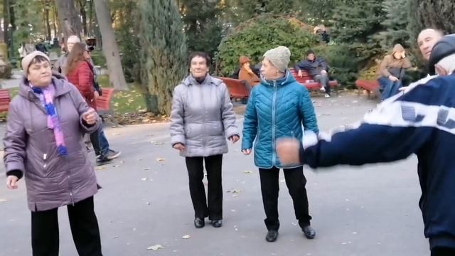 Незабудка Танцы в парке Горького Харьков Октябрь 2021 смотреть онлайн