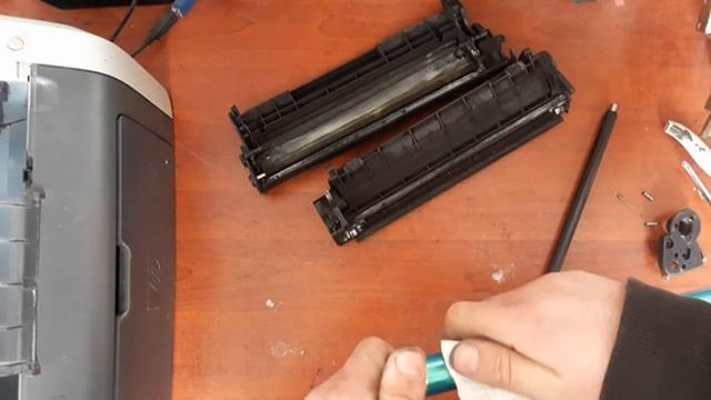 The problem with the photodrum and the corotron on a Canon 703,303,103 cartridge смотреть онлайн