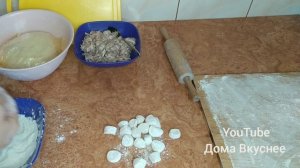 Домашние пельмени. Классический рецепт теста и начинки для пельменей.