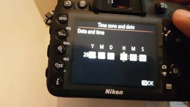 Unboxing Nikon D7200 + 18-300 Lens смотреть онлайн