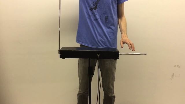 How to use a Theremin смотреть онлайн
