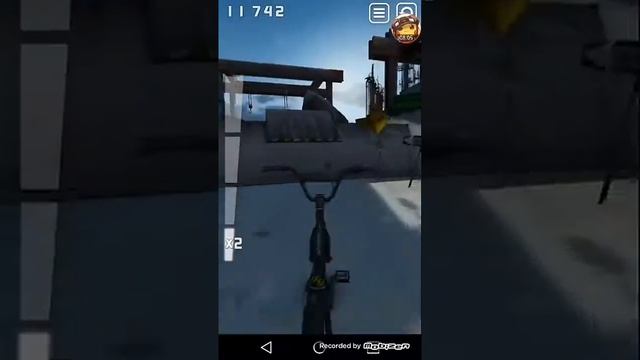 Гоняю на BMX год не заходил в игру а теперь не могу привыкнуть смотреть онлайн