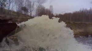 Сброс воды Бурковская плотина.Пидрсы срезали дамбу на металлом