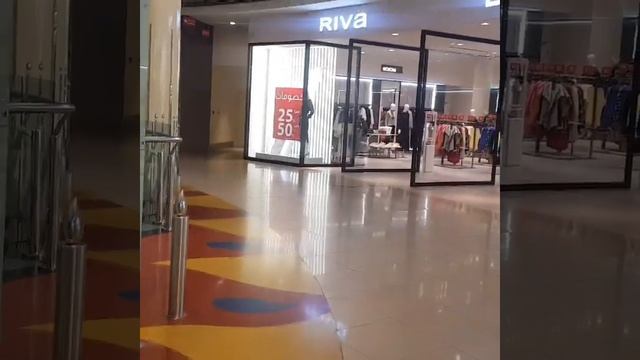 MEGA MALL IN SHARJAH || SHARJAH CITY COMPLETE REVIEW смотреть онлайн