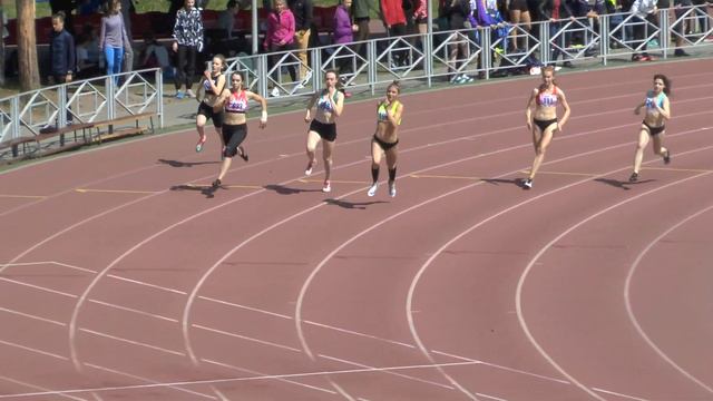 200м девушки до 18 лет 16 забег Сергеева смотреть онлайн