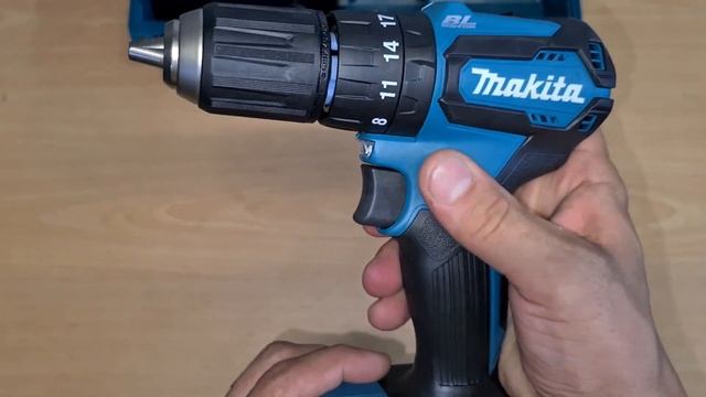 Makita DHP483 Бесщёточная, аккумуляторная, ударная дрель-шуруповерт, SYE LXT 18V, распаковка. смотреть онлайн