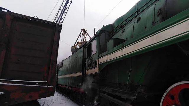Старый паровоз на угле времен СССР смотреть онлайн