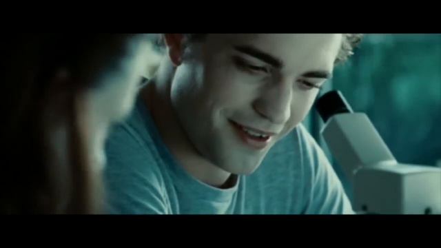 Twilight Music Video - Supermassive Black Hole смотреть онлайн
