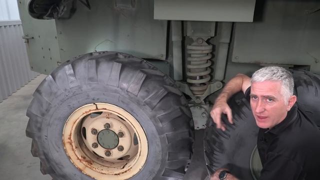 Inside the Chieftain's Hatch: XM808 "Twister" смотреть онлайн