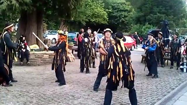 Wreckers Boarder Morris Side dance Bold Sir Rylus смотреть онлайн