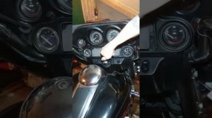 Съём замка зажигания на Харлей Дэвидсон Электроглайд