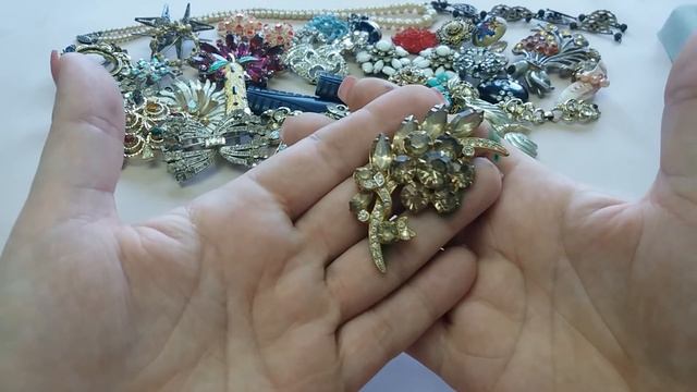 88. Многокоробочная посылка с бижутерным ломом. Распаковка 9 смотреть онлайн