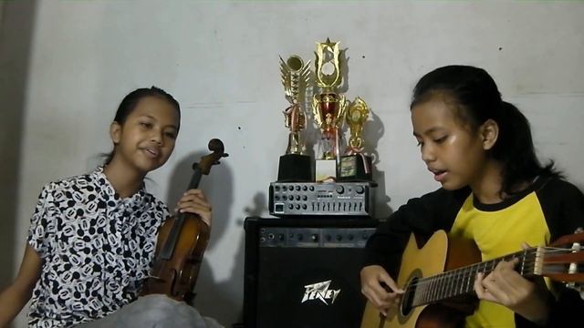 A Traveling Accompaniment Song. HOLIDAY - SCORPIONS In Duet Violin Guitar