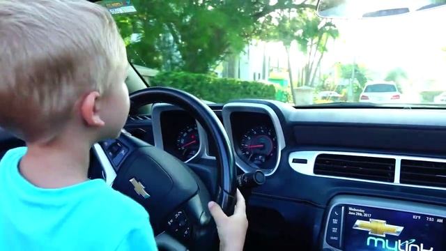 Bad Baby & Transformers vs Aliens Трансформеры против Инопланетян смотреть онлайн