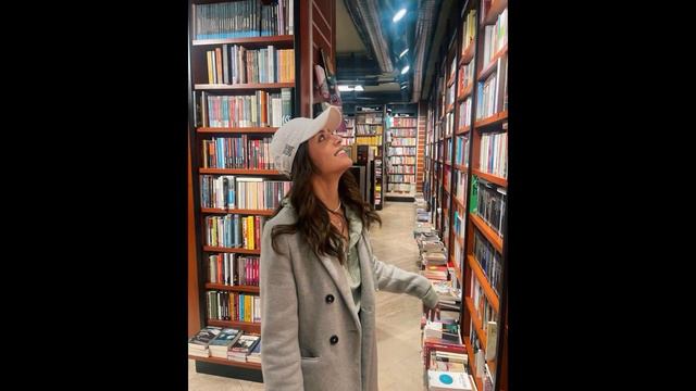 Sıla announced that her relationship with Halil have started again! смотреть онлайн