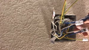 Подключение двух клавишного выключателя к бра и люстры.