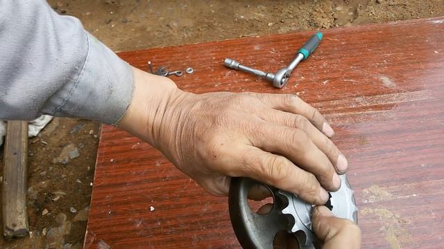 Центробежное автоматическое сцепление для двигателя. Самодельный мопед с мотором от мотоблока. смотреть онлайн