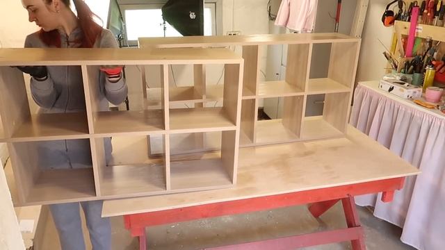 КАК СВОИМИ РУКАМИ СДЕЛАТЬ КРУТОЙ РАБОЧИЙ СТОЛ? смотреть онлайн