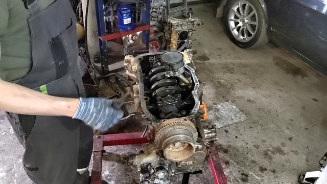 Разбор ЗМЗ 409 ПРО, который 3 года и 100 тыс км провёл в карьерах Якутии смотреть онлайн