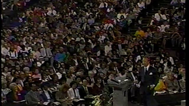 John Osteen's Failures: Standing on the Brink of a Miracle Part 1 (1993) смотреть онлайн