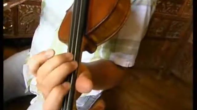 Doubles cordes en MI.flv смотреть онлайн