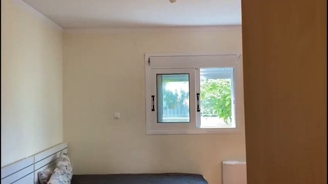 Недвижимость в Греции.  Квартира в Вуле Греция со своим двориком. Недвижимость в Афинах.