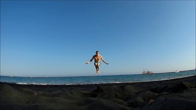 Прыжки на скакалке с LIFELOVEAG смотреть онлайн