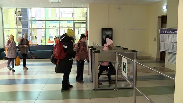 30 классов в Череповце перевели на дистанционное обучение, еще в 53 введен карантин смотреть онлайн