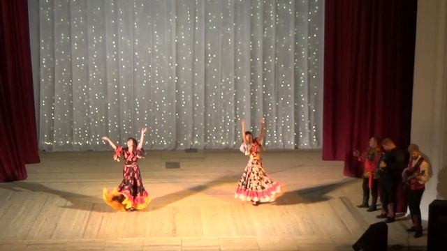 Дуэт солисток ансамбля песни и танца «Подсолнухи». «Мар, дяндя» смотреть онлайн